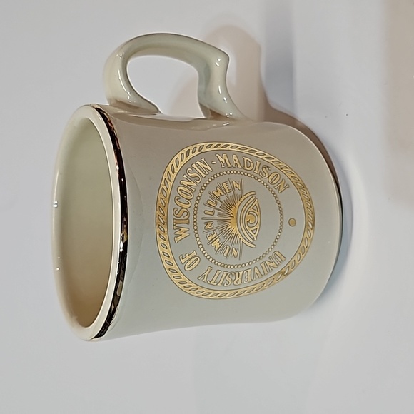 WCBunting Co. Ohio USA University of Wisconsin - Madison Numen Lumen Alumni Mug - Picture 1 of 10